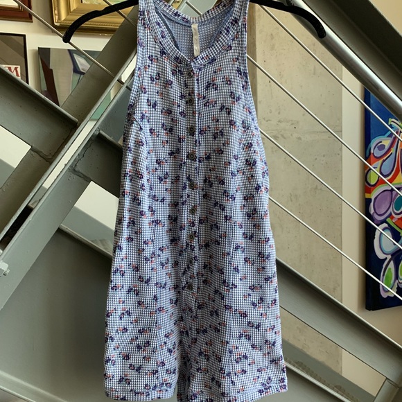 Urban Outfitters Pants - Cute floral romper